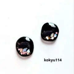 #114 ハンドメイドピアス　イヤリング　レジン　ブラック　ホロ