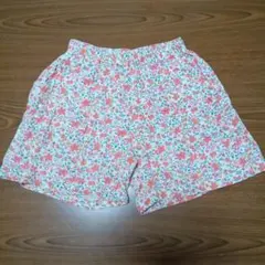UNIQLO花柄ハーフパンツ130cm