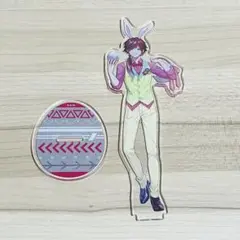 ローレン アクスタ
