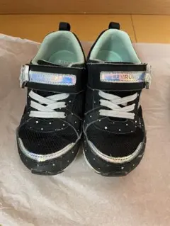 LUVRUSH 星柄黒スニーカー靴２点長靴1点セット