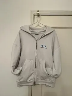 LOOP SPORTS ICON HOODIEロゴプリント ジップパーカー