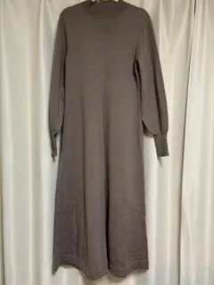 ユニクロ　メリノブレンドAラインワンピース
