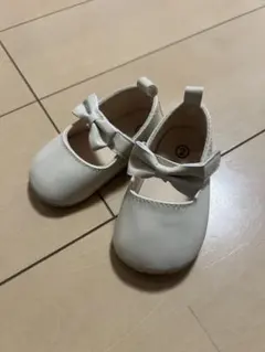 ホワイトリボン付きベビーシューズ20サイズ(12cm)