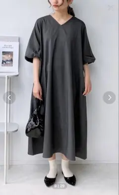 美品•Vネック カットソーワンピース（カーキ）L〜XLのサムネイル