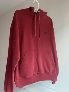CHAMPION 赤 フード付きパーカー Mサイズ
