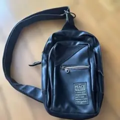PEACE WALKER ショルダーバッグ ブラック