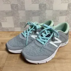 new balance レディススニーカー　24.0