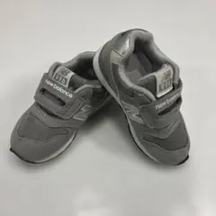 new balance 996 グレー スニーカー　13.5㌢