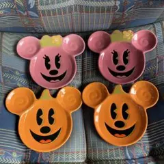 東京ディズニーリゾート ハロウィン　スーベニアプレート　 4枚セット