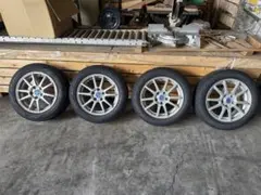 新古品ホイール付スタッドレス4本セッ195/60 1シーズンのみセレナ他赤字処分のサムネイル