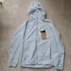 タグ付き ノースフェイス スワローテイルベントフーディ