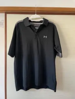 UNDER ARMOUR ブラックポロシャツ