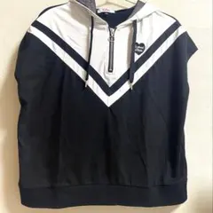ピンクラテ　トップス　フード付きTシャツ