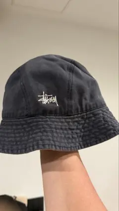 Stussy バケットハット ダークグレー ベージュ