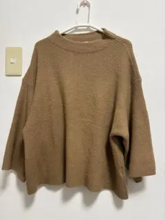 オーバーサイズブラウンニット