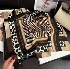 人気スカーフ♪新品！レオパード＆ゼブラ柄♡シルク風スカーフ