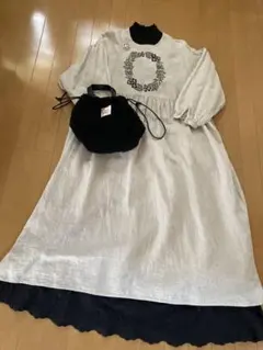 刺繍入り長袖ワンピース