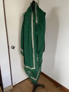 Item thumbnail for item 71a7b16b-8e73-4434-af7a-420c70182ec0