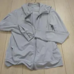 UNIQLO AIRism UVカット フルジップパーカー Mのサムネイル