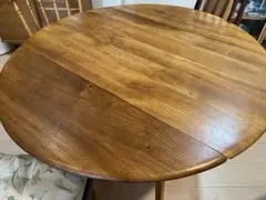 アーコール ダイニングテーブル