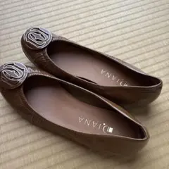 Diana ブラウン フラットシューズ 24cm