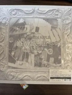 Item thumbnail for item c66f4988-79c5-4441-857d-c1e918866366