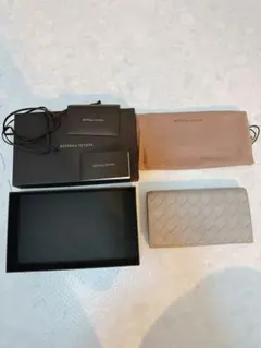 BOTTEGA VENETA イントレチャート 長財布 グレー