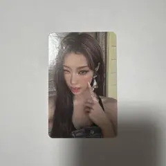 izna not just pretty トレカ ジョンウン