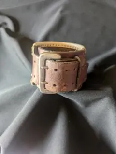 WOLFS HED（ウルフズヘッド）レザー スタッズ バングル ブラウン