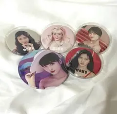 TWICE モモ MOMO 缶バッジセット - メルカリ