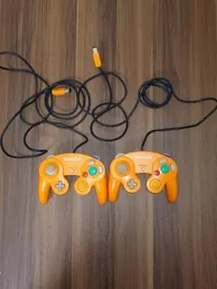 Nintendo GameCube コントローラー オレンジ 2個　ジャンク品