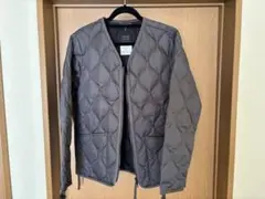 【美品】TAIONタイオン ミリタリーＶネックジップ ダウンジャケット Ｌサイズ