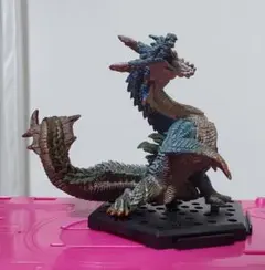 モンスターハンター　モンハン　フィギュア　ラギアクルス