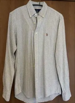 チェックシャツ