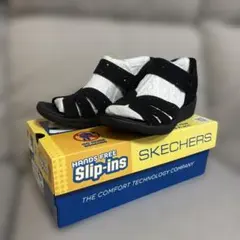 【1度だけ使用】SKECHERS Hands Free Slip-insサンダルのサムネイル