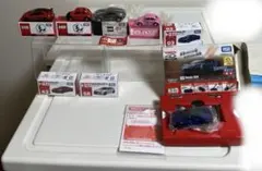 トミカ、ミニカーのセット（未開封品あり）