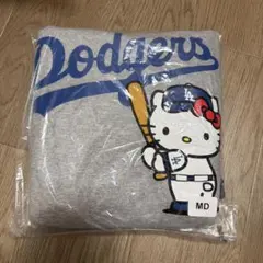 ゆ*い様 Hello Kitty & Dodgers非売品 限定コラボパーカー - メルカリ