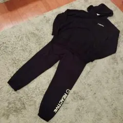 スウェットセットアップ