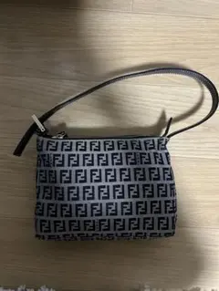 FENDI ミニバッグ アクセサリーポーチ