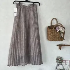 GU タグ付き未使用プリーツスカート
