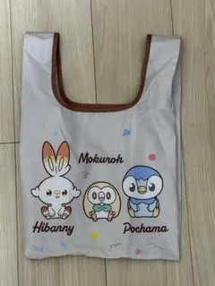 ポケモン ピースフルプレイス ポーチ 3COINSのサムネイル