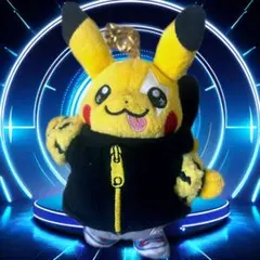 ピカチュウ ぬいぐるみ キーホルダー黒いフード付き
