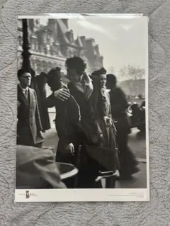 額入りポスター アンティーク ロベールドアノー　パリ市庁舎前のキス パリ市庁舎前のキスの