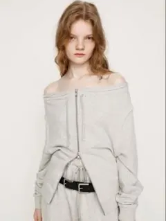 SLY グレー オフショルダー スウェット