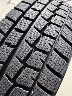 極上タイヤ　DUNLOP ダンロップ　WM01 175/65R15 スタッドレス タイヤ　2017年製　15インチ wm02_1.jpg