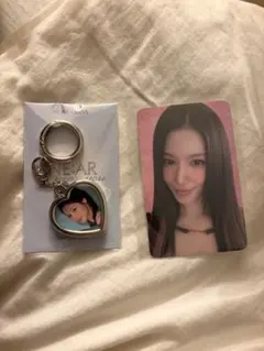 NE:AR ニアル TWICE サナ トレカ キーリング　TWICE