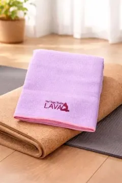 【訳あり】LAVA ヨガマットタオル 滑り止め付き ラベンダー 商品の説明必読