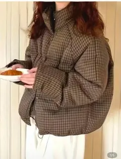 ブラウン　チェック　ダウンジャケット