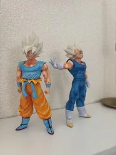 ドラゴンボール クリアライズリペイントフィギュア 孫悟空 ベジータ 2体セット