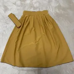 27【希少】フレアスカート 光沢感 リバーシブルイエロー.ブラウン リボン付き